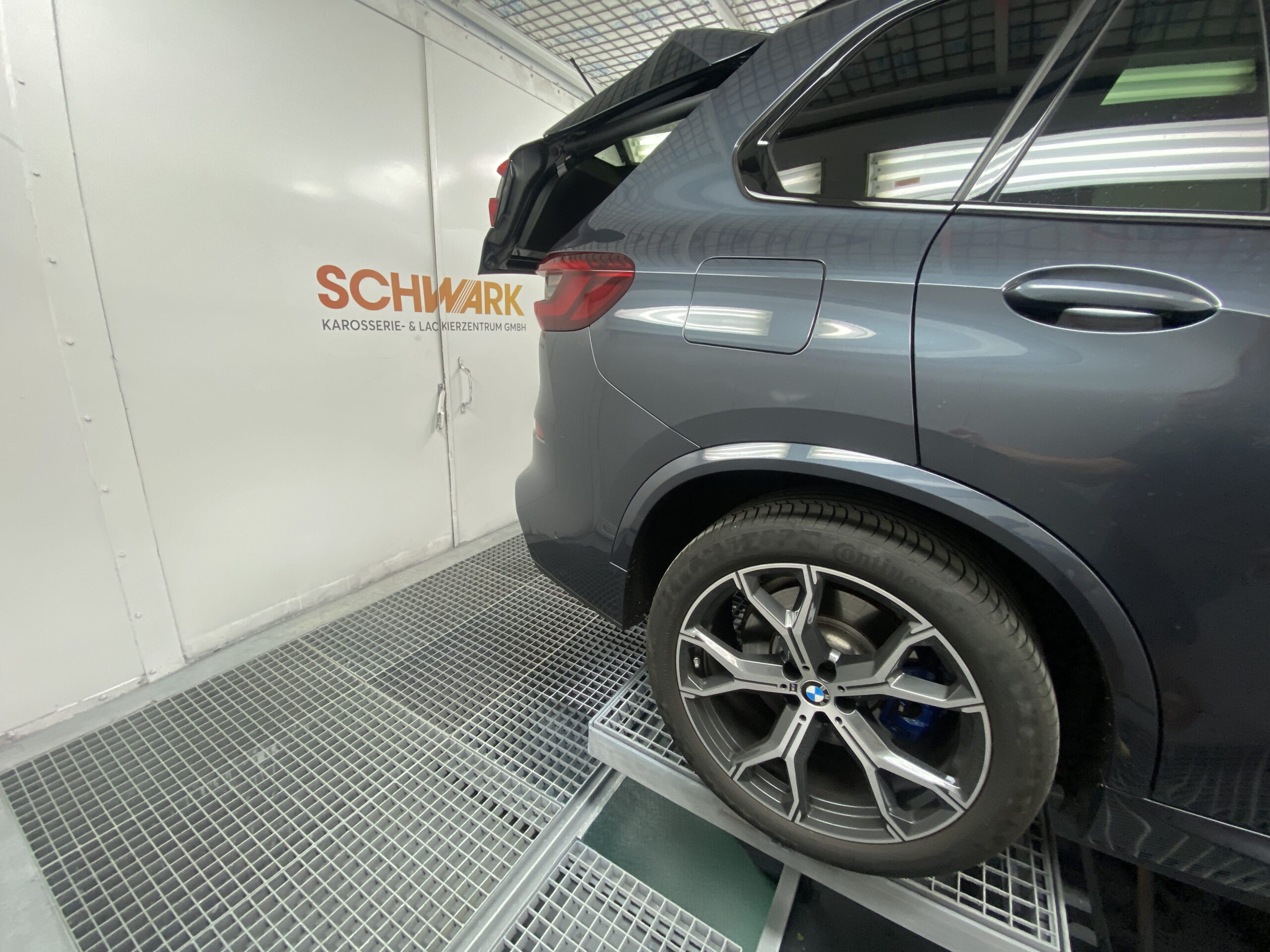 BMW X5M Design Felge Smart Repair